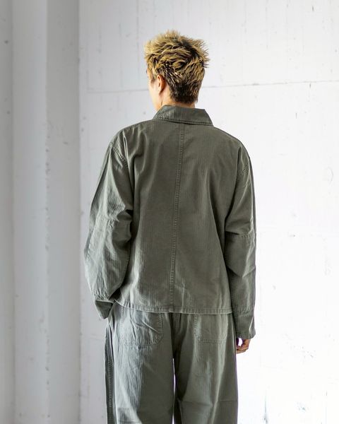 is-ness  HERRINGBONE ZIP JACKET MARKスタイル