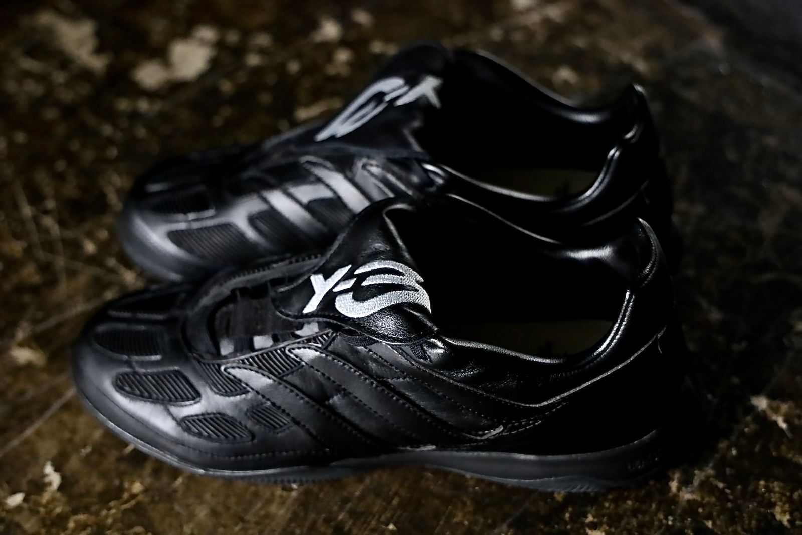 ワイスリー  Y-3 PREDATOR PRECISION(HP4653)BLACK☆新作発売！