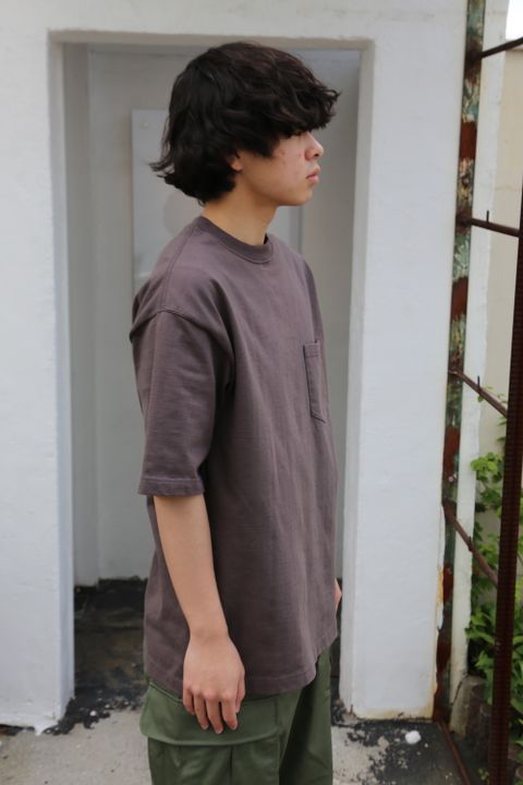 CIOTA スビンコットン10/-度詰め 吊り天竺ポケット付き半袖Tシャツ(CSLM-106M) style. 2021.04.25.