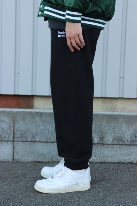 FreshService SATIN STADIUM JUMPER style.2022.10.21