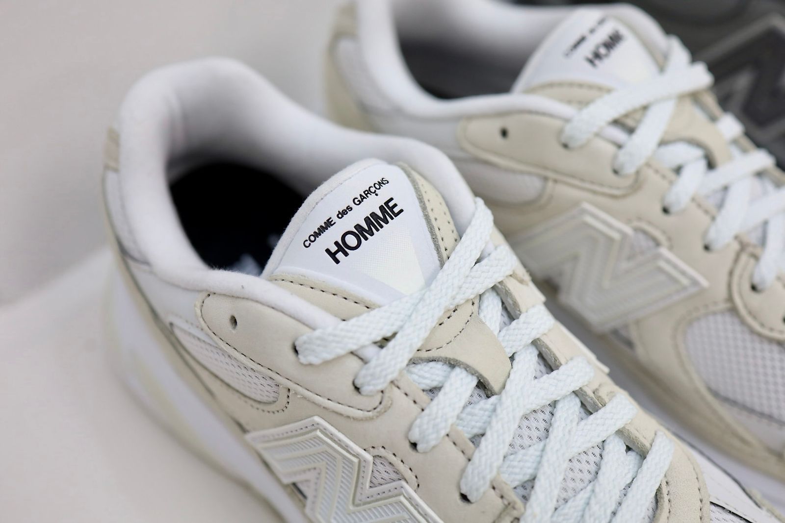 コムデギャルソンオム COMME des GARCONS HOMME×New Balance 2010V(HQ-K102-001) WHITE