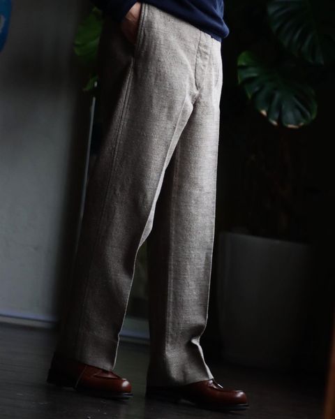 A.PRESSE Dead Stock Linen Trousersスタイル