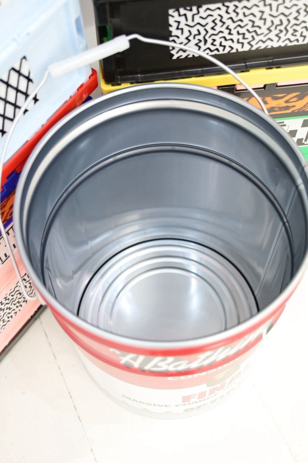 セントマイケル 26AW BAPE_CAN STOOL(SM-MK1-0000-C42)WHITE+RED