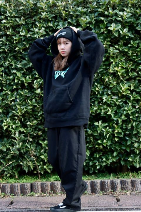 ©SAINT M×××××× 23SS SAINT HOODIEスタイル