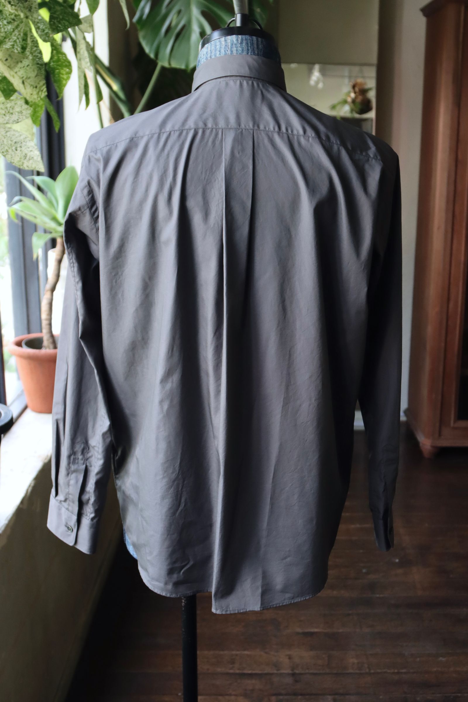 グラフペーパーシャツ Broad Regular Collar Shirt (GM253-50005B)C.GRAY☆7月19日(土)発売！