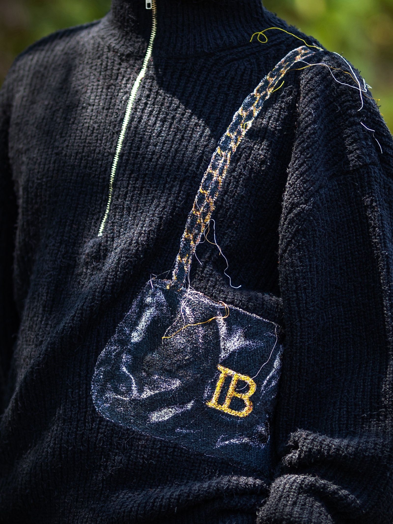 doublet TROMPE L’OEIL EMBROIDERY HALF ZIP KNIT  MARKスタイル