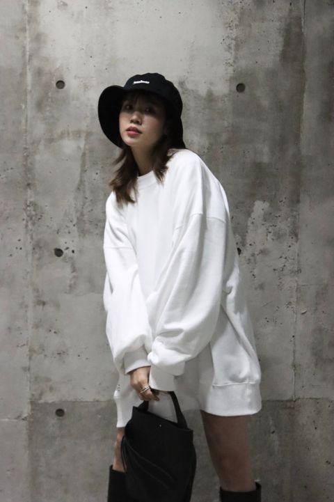FreshService LIGHT OZ CREW NECK SWEAT style.2023.01.15.