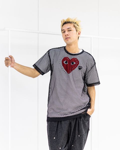 PLAY COMME des GARSONS BLACKエンブレムメッシュTシャツ ☆ 新作発売！