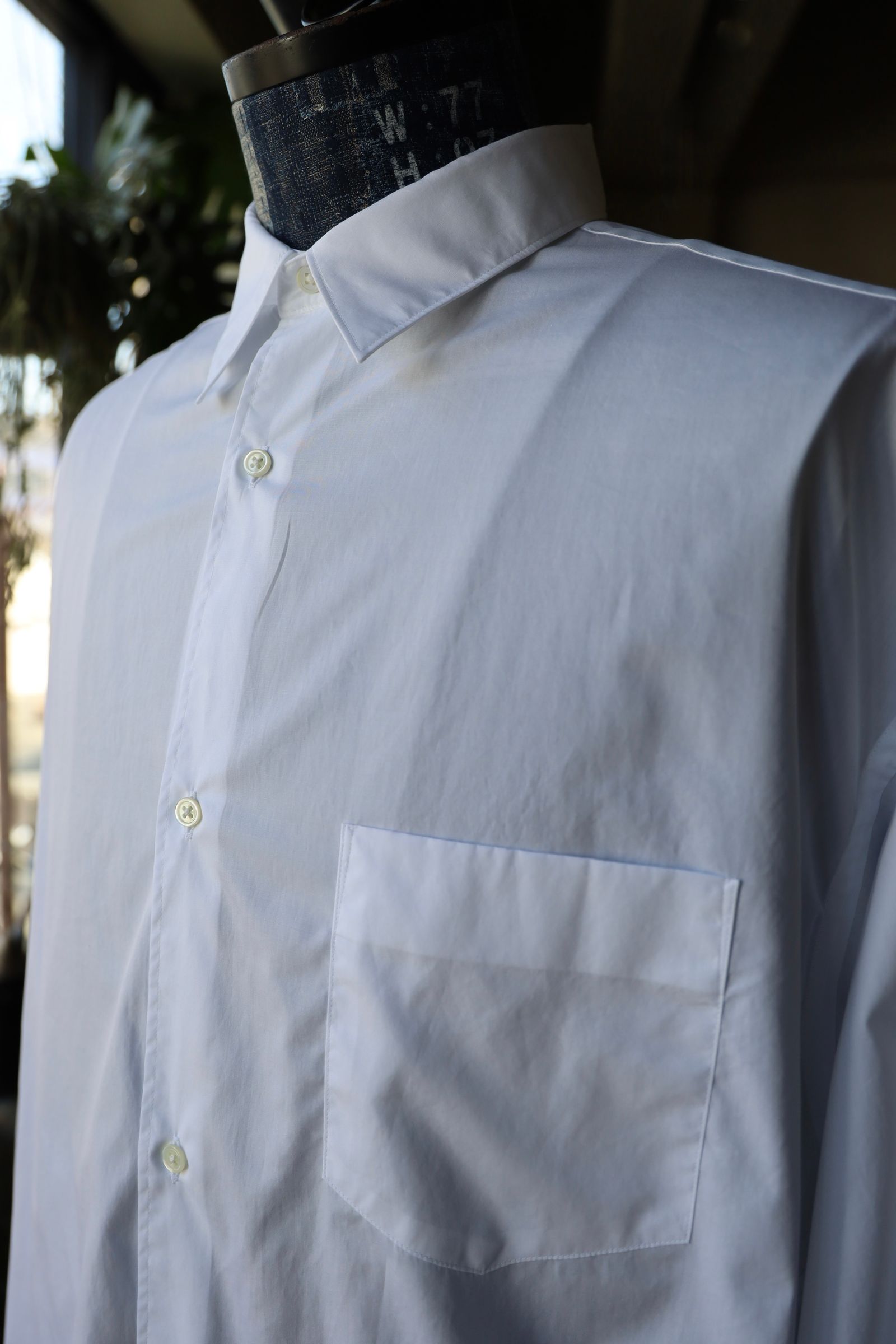 グラフペーパーシャツ Broad L/S Oversized Regular Collar Shirt(GM253-50001B)WHITE