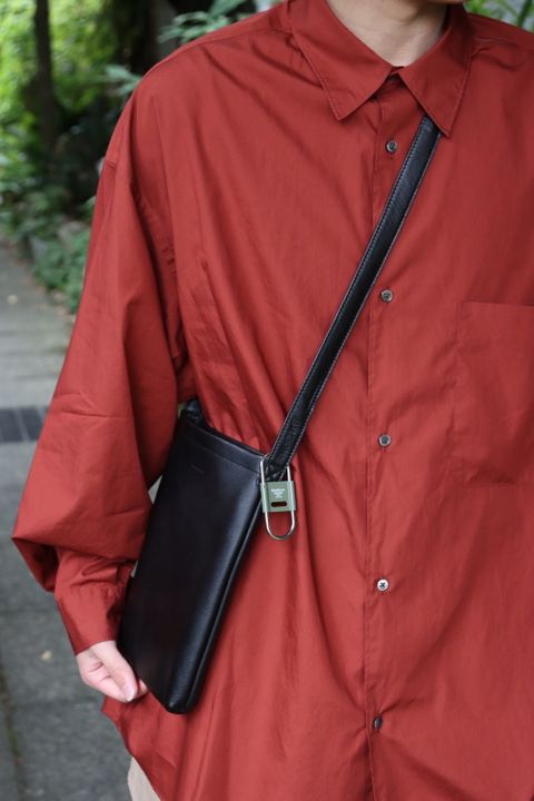 Graphpaper Broad L/S Oversized Regular Collar Shirt(GM223-50063) style. 2022.07.24.