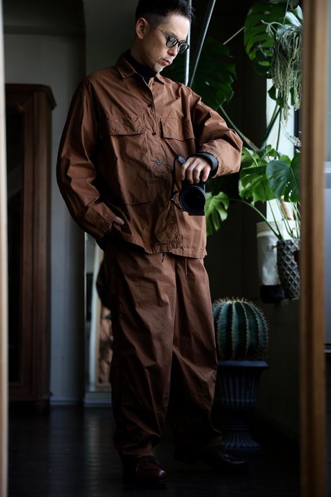 Graphpaper Garment Dyed Typewriter Fatigue Shirtスタイル