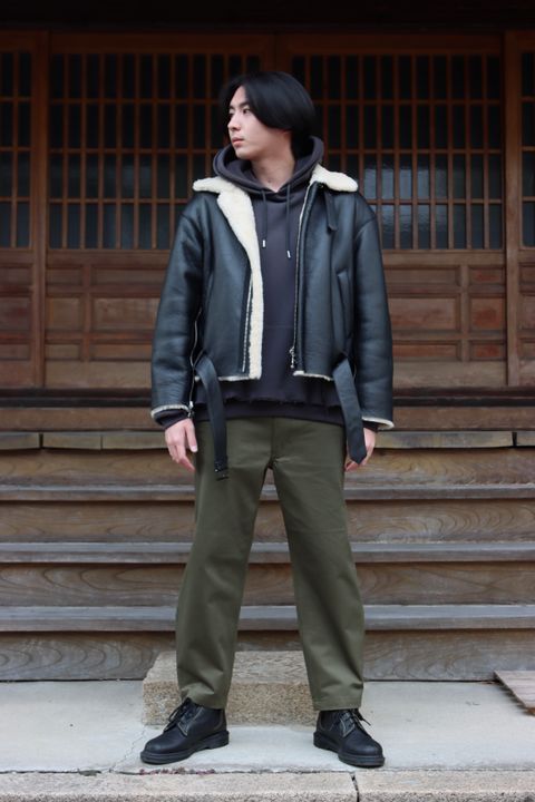 YOKE DETACHABLE COLLAR BOMBER JACKET style.2021.10.24.
