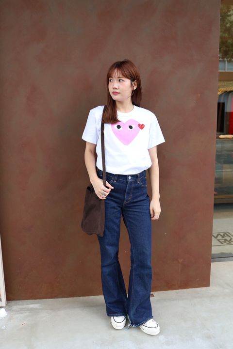 PLAYプレイコムデギャルソン RED EMBLEM Tシャツ style.2025.11.3