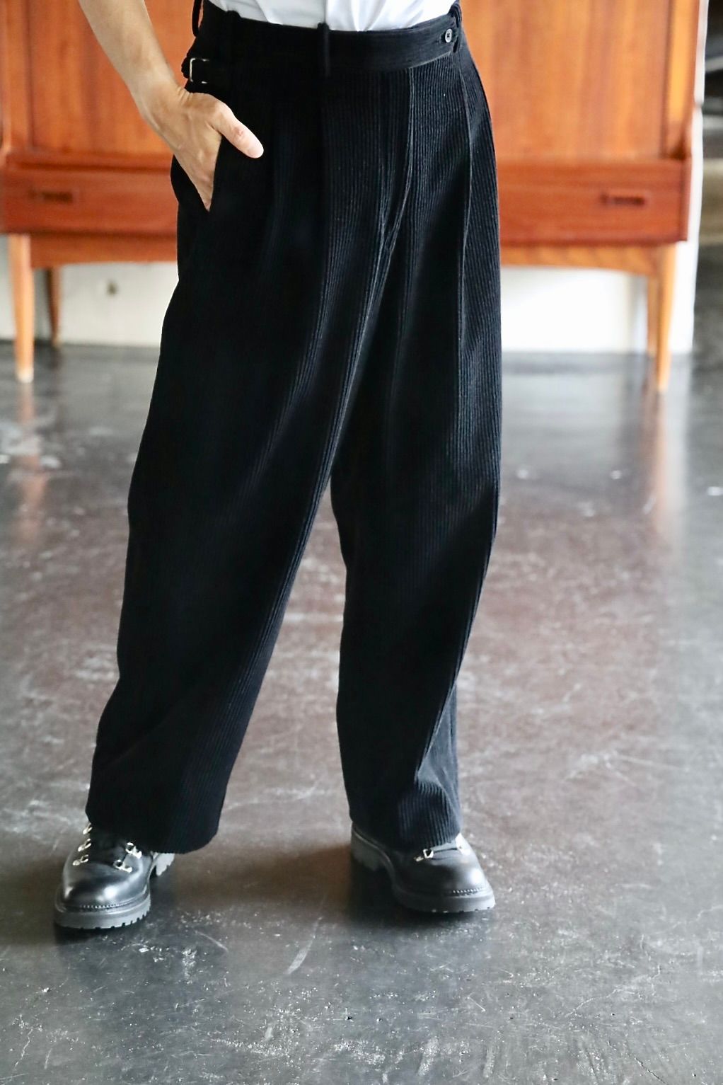 A.PRESSE STYLE2 Wool Corduroy Jacket"BLACK"スタイル.2025.8.30.