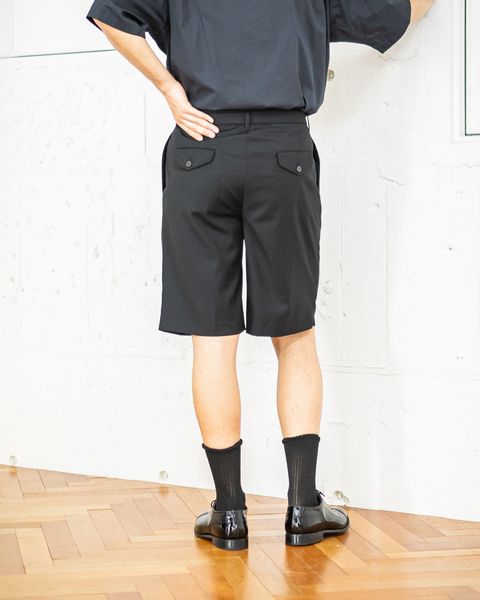 ANOTHER OFFICE Hemingway Belted Shorts (BLACK) スタイル