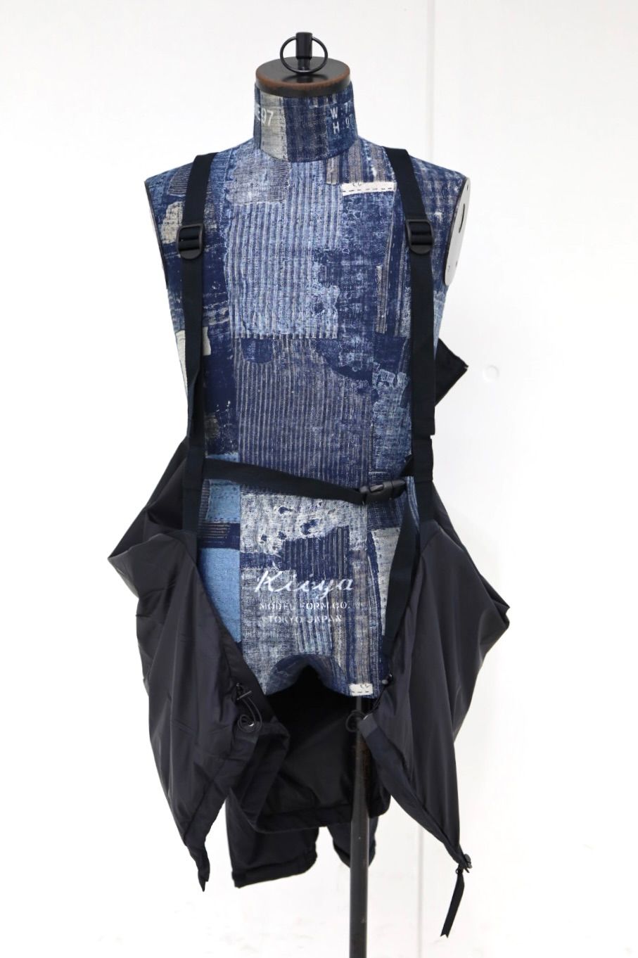 グラフペーパー PERTEX® QUANTUM AIR Light Thermo Blouson(GM263-30281)BLACK☆9月26日(土)発売！