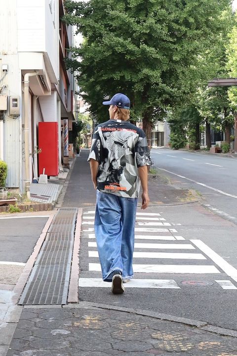 TALKING ABOUT THE ABSTRA CTIONCHALSE PHOTO T-SHIRT C style 新作発売！