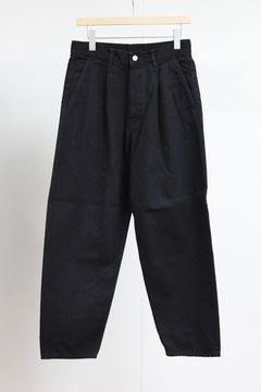 グラフペーパー Selvage Denim Two Tuck Tapered Pants(GU261-40060RB)BLACK_WASHED★1月24日(土)発売！