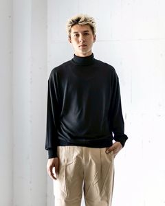 グラフペーパー25AW High Gauge L/S Oversized High Neck Knit(GU253-80206B)BLACK☆8月23日(土)発売!!