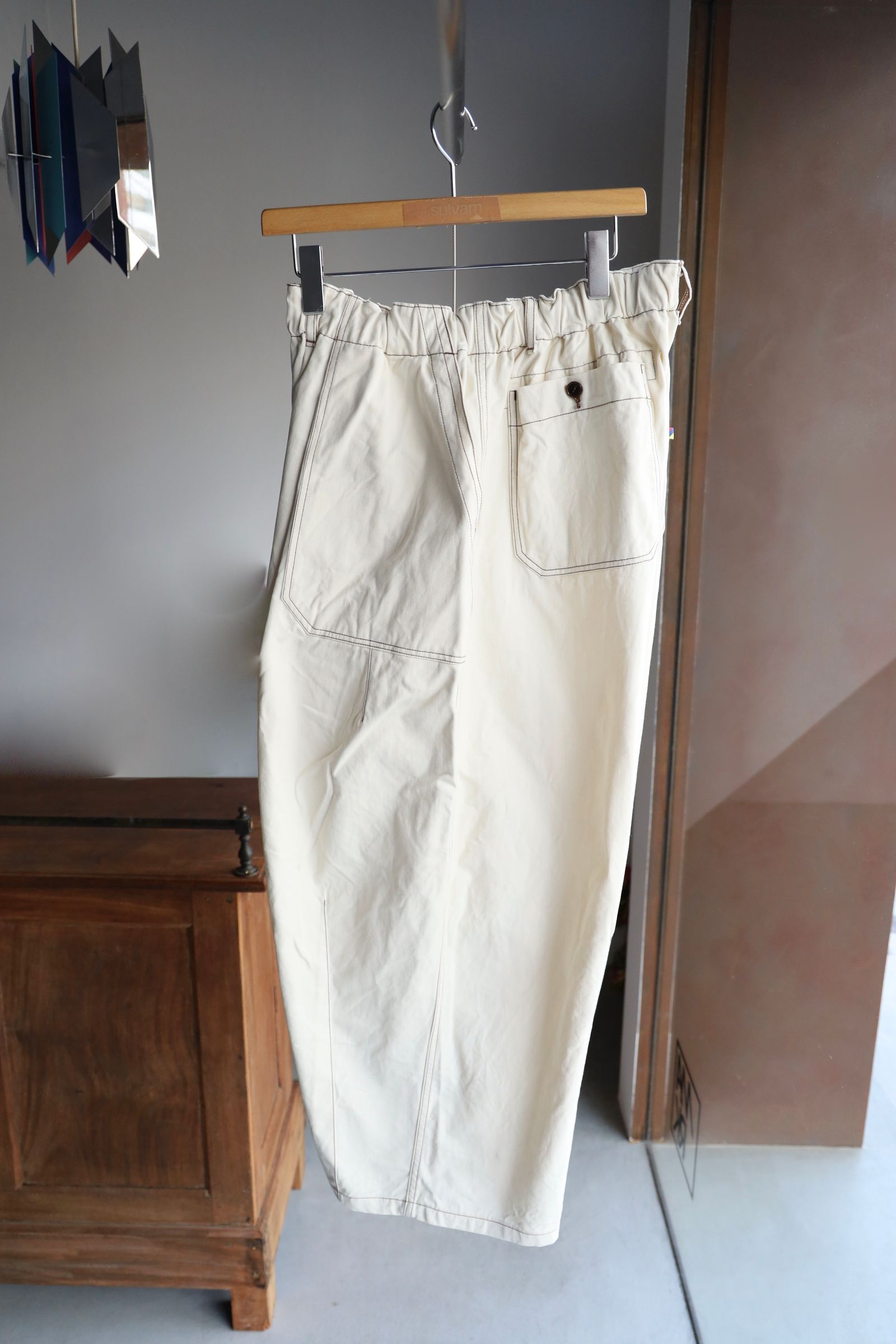 イズネス 25SSバルーンベイカーパンツBALLOON BAKER PANTS (1006SSBALOONPT01)OFF WHITE