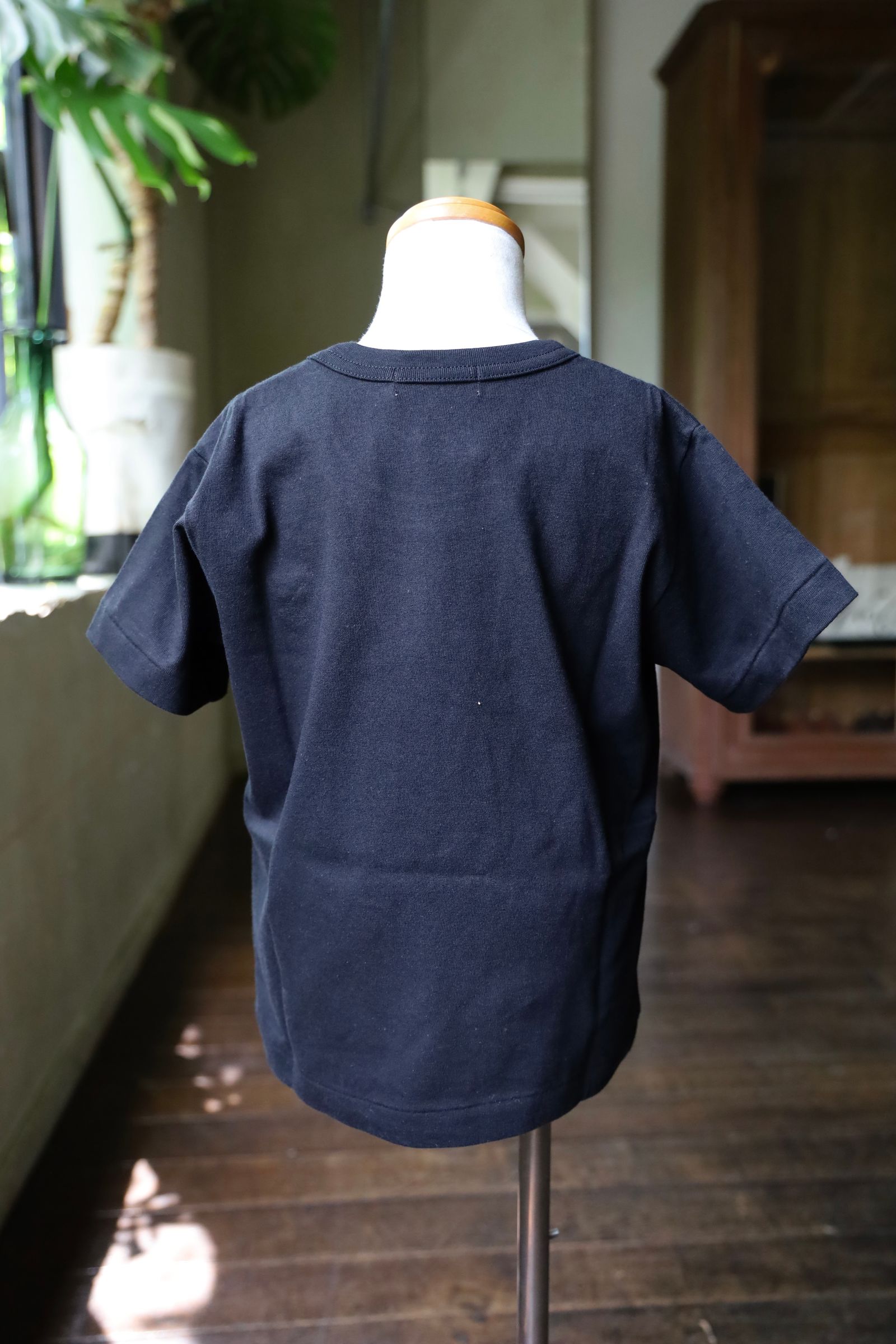 ワンポイントハートTシャツ キッズ(AX-T563-100) BLACK/BLACKハート*KIDSサイズ