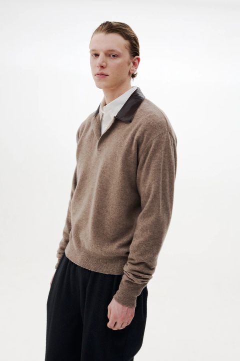 YOKE 26FW Leather-Trimmed Skipper Sweater(YK26FW01380S) Beige ★9月19日(土)発売！