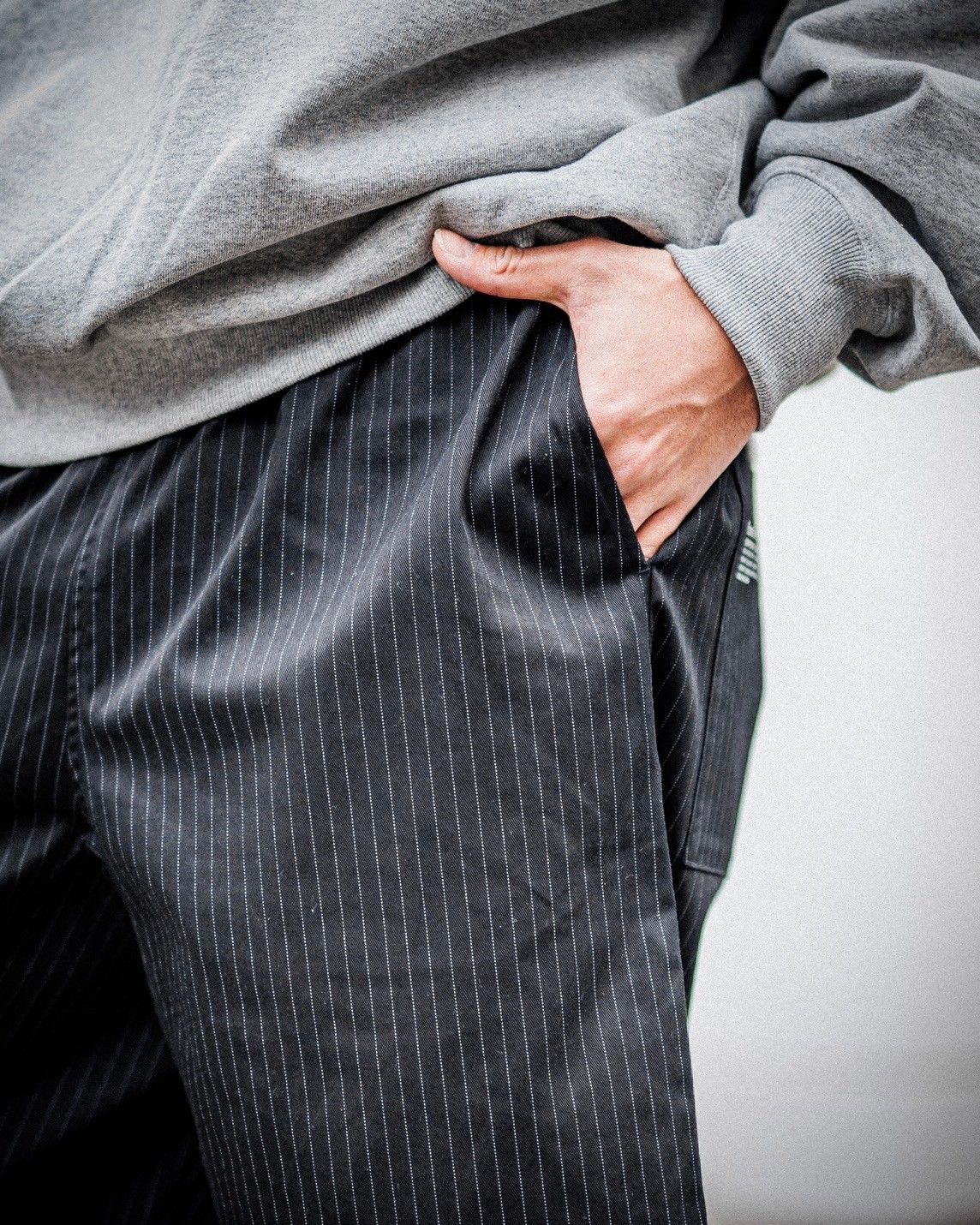 フレッシュサービス CORPORATE EASY SHORTS(BLACK STRIPE)