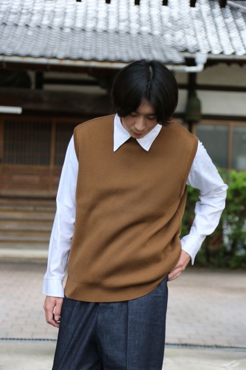 COMME des GARCONS HOMME 綿ナイロンウェザーフーデッドコート"KAHKI"style.2020.9.13.