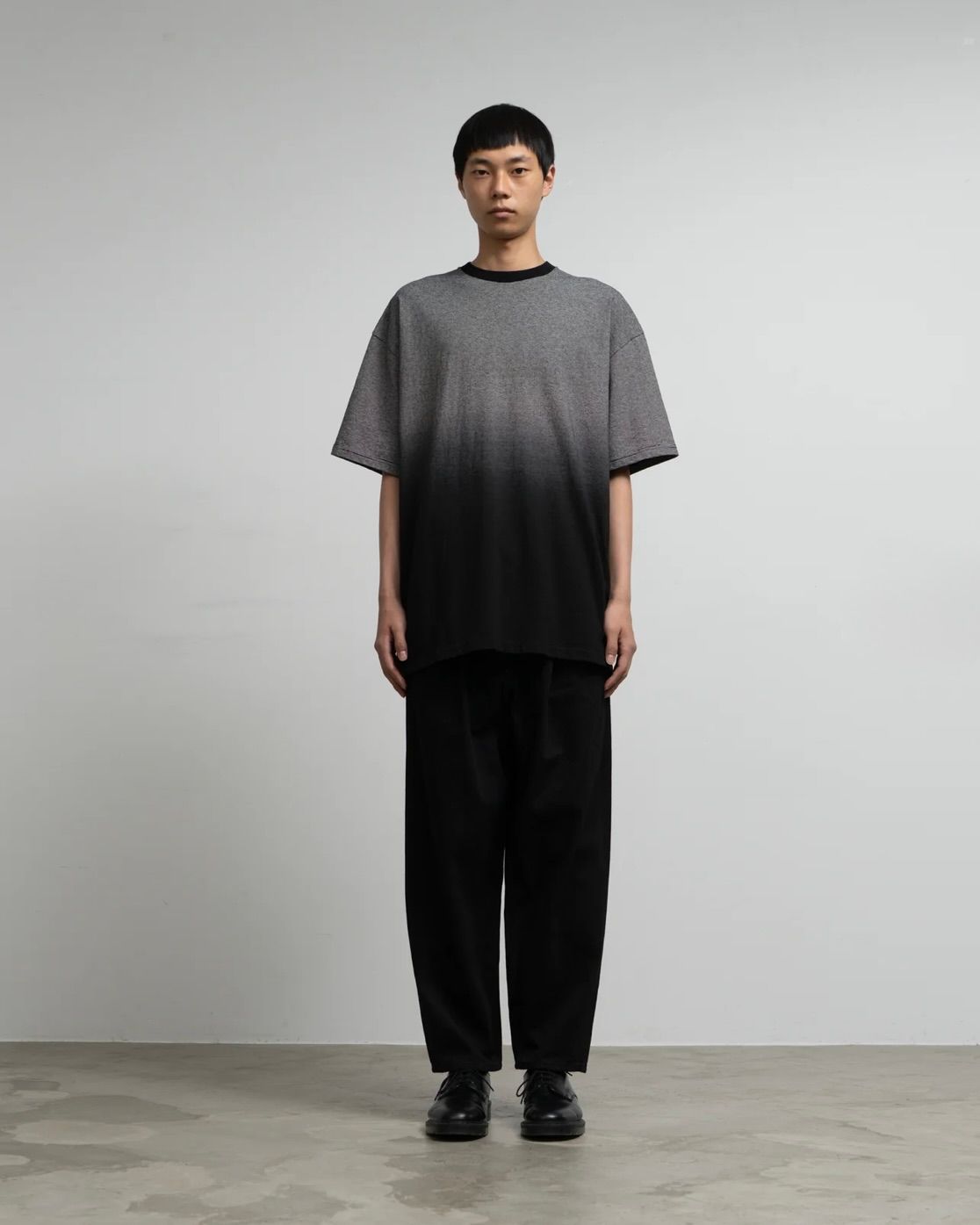 グラフペーパー 25AW Gradient Border S/S Tee(GU253-70512)BLACK☆8月9日(土)発売！