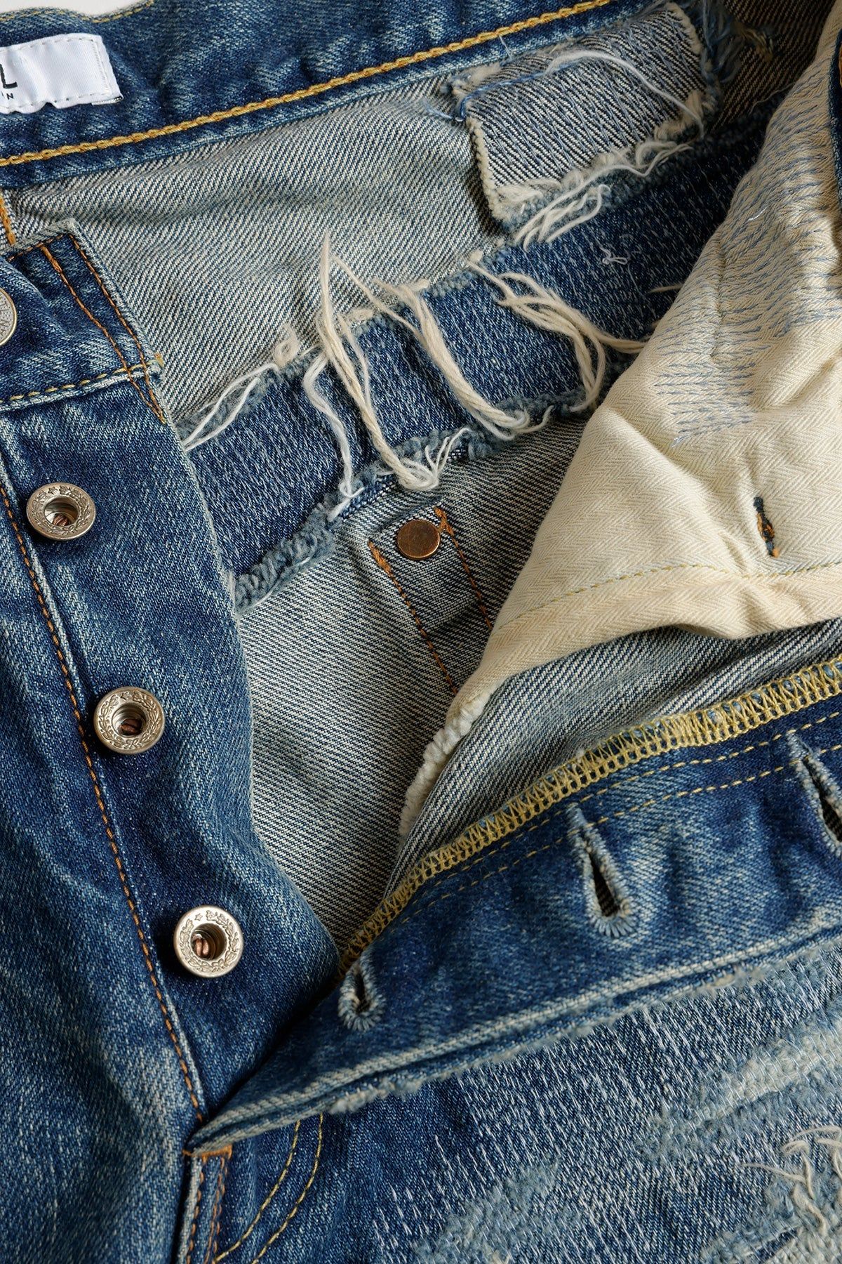 ファンダメンタル デニムパンツ CLASSIC FIT DENIM CS132 (FA25MT132)INDIGO