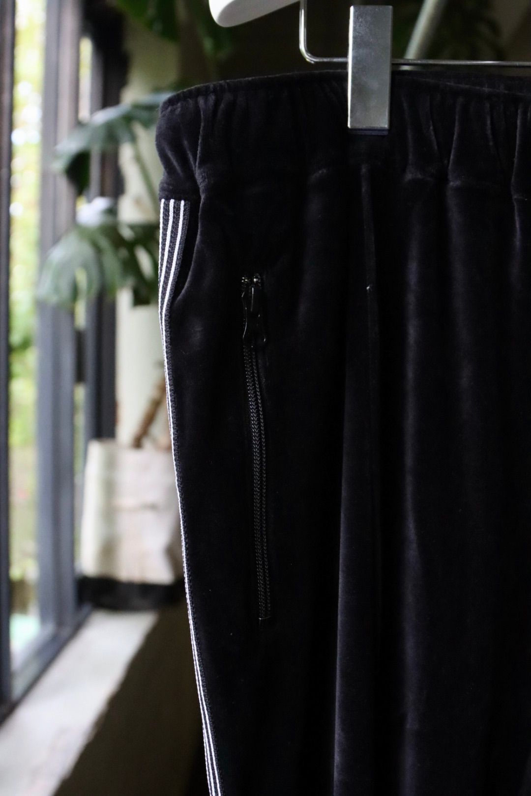 S.F.C 23FW VELOUR TRACK PANTS(SFCFW23CS07)Black