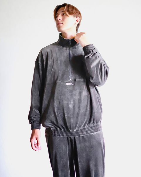 FreshService 新作VELOUR JERSEY PULLOVERスタイル