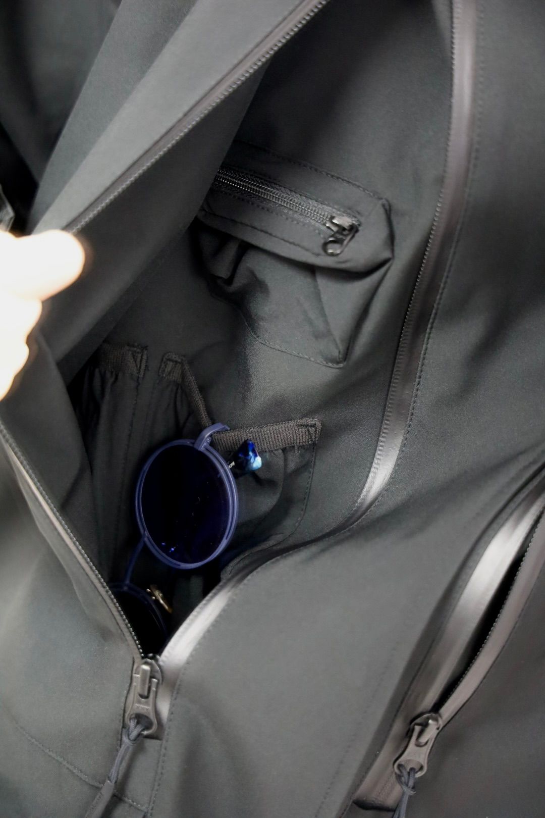 FreshService 26SS WATERPROOF TACTICAL SHELL"BLACK"スタイル