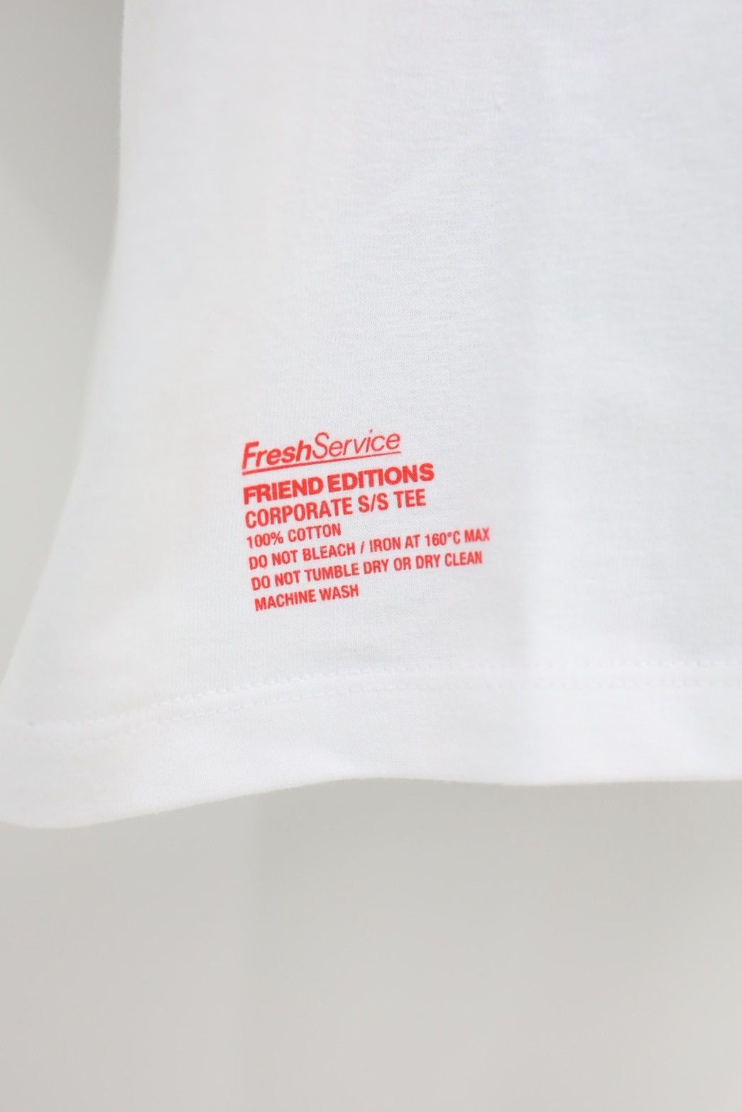フレッシュサービス FRIEND EDITIONS CORPORATE TEE "STICKER"(FSC261-70088FE)WHITE☆3月14日(土)発売！