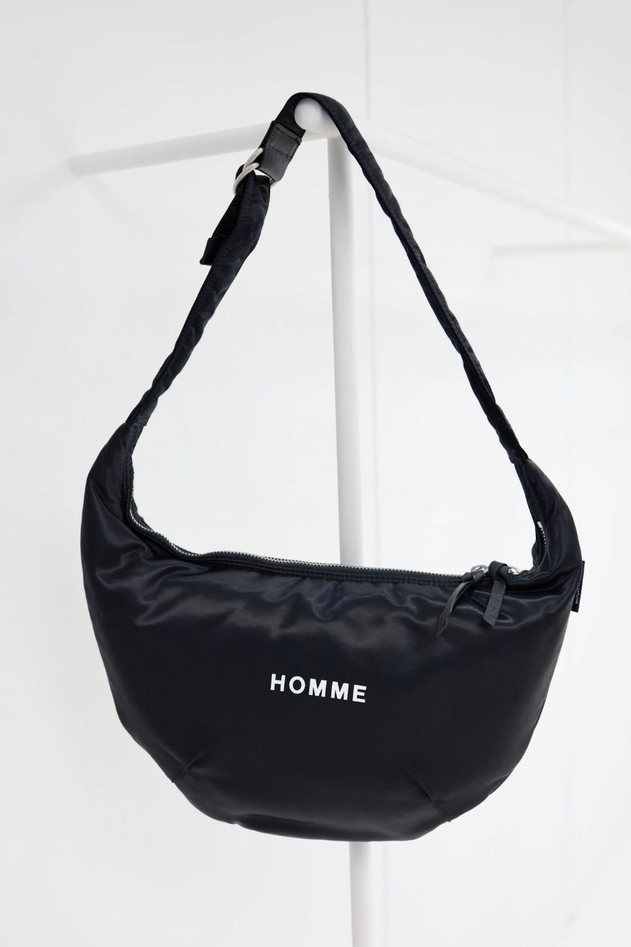 コムデギャルソンオム HOMMEロゴ限定綿ナイロンショルダーバッグ(HP-K206-051)BLACK☆12月13日(土)新作発売！