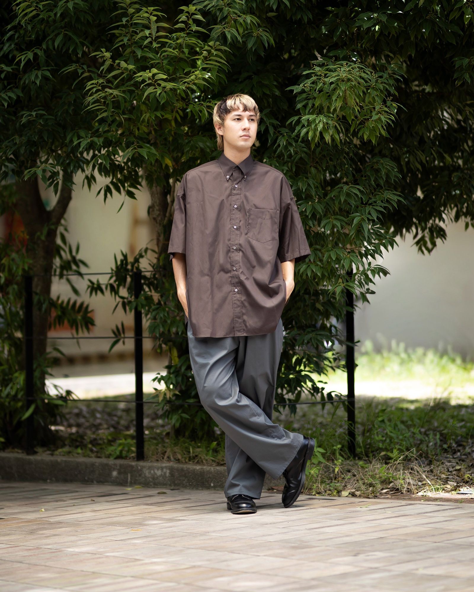 グラフペーパー Easy Care Poplin S/S Oversized B.D Shirt(GM263-50621)BROWN☆7月11日(土)発売！