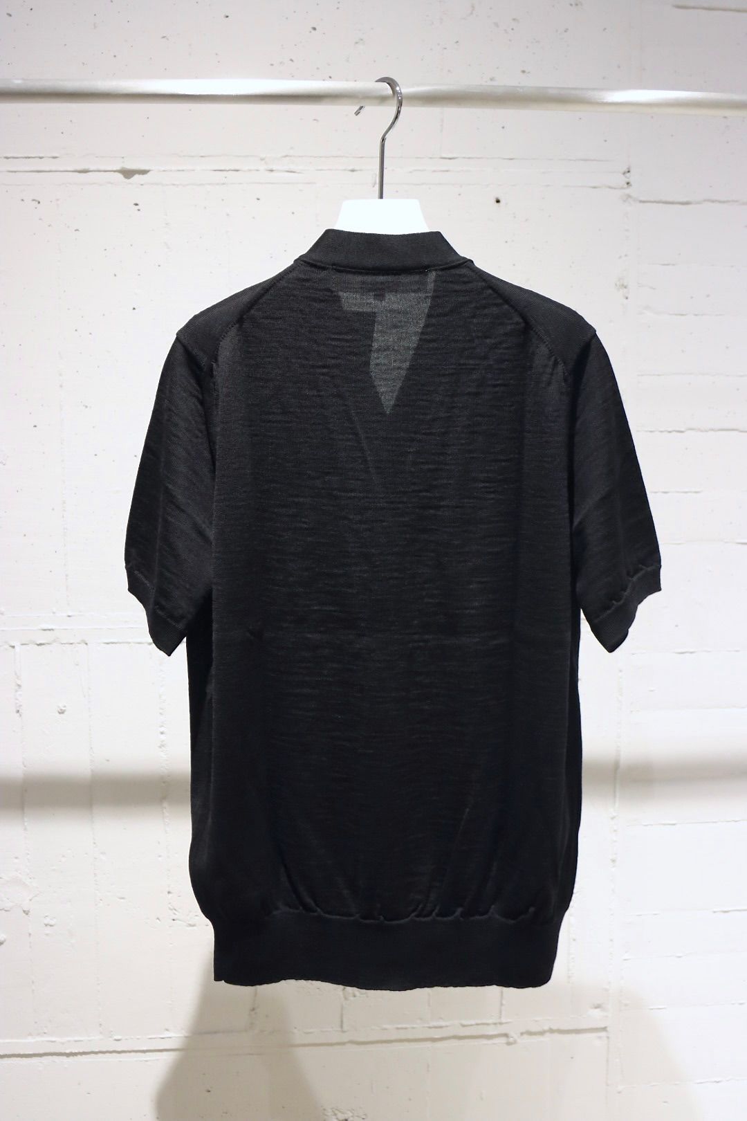PLAY COMME des GARCONS - プレイコムデギャルソン PLAY V-NECK 