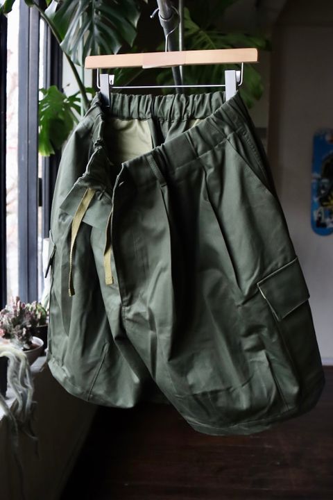 イズネス23SSショーツ BALLOON EZ CARGO SHORTS(1005SSPT04)KHAKI☆3月10日発売！