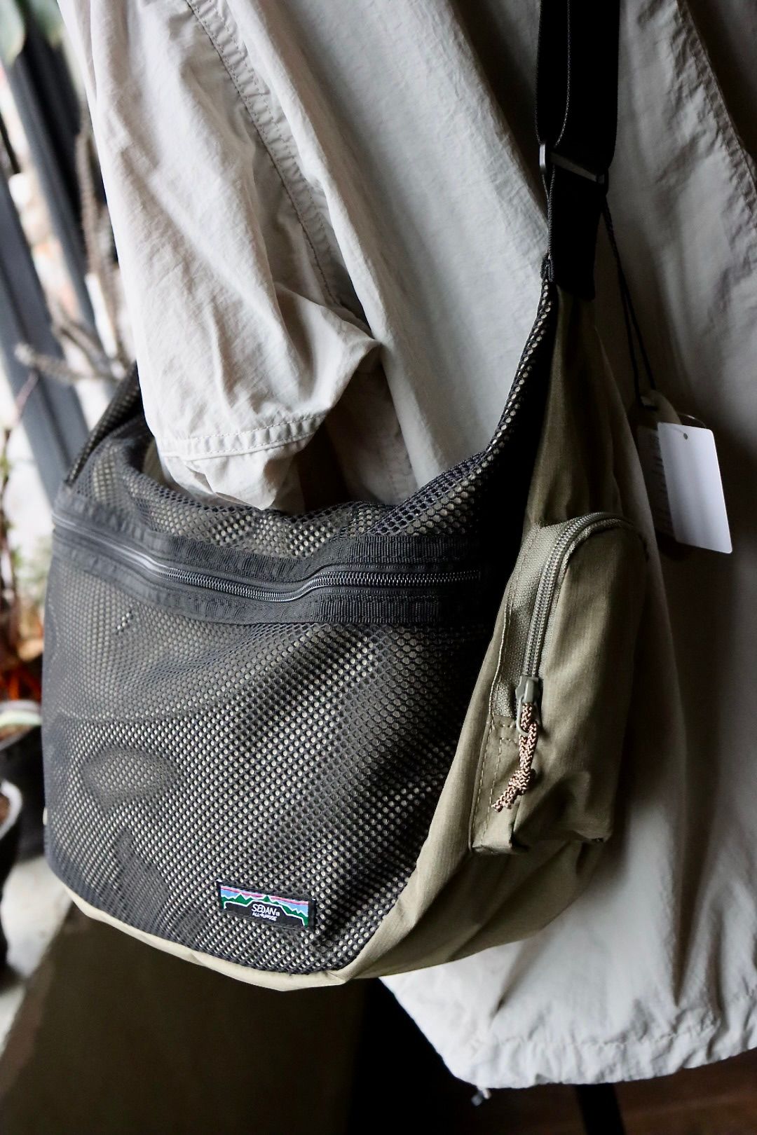 セダンオールパーパス SS24 Mesh Shoulder Bag (SD24S-BG02)Dark Khaki☆2月23日(金)発売！！