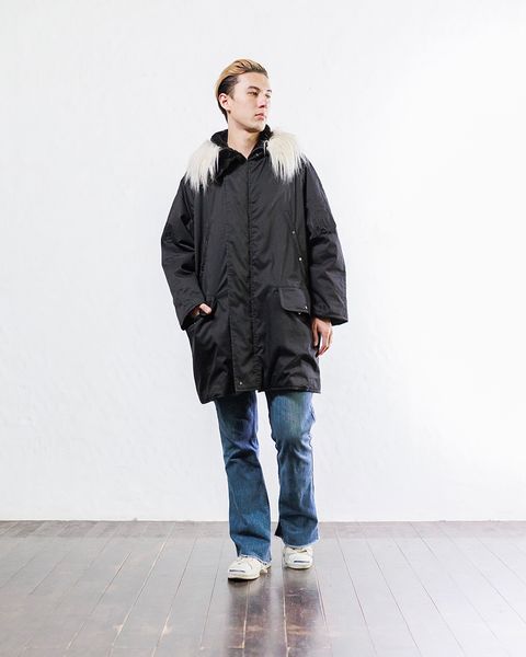 Graphpaper Solotex Twill Flight Coat スタイル