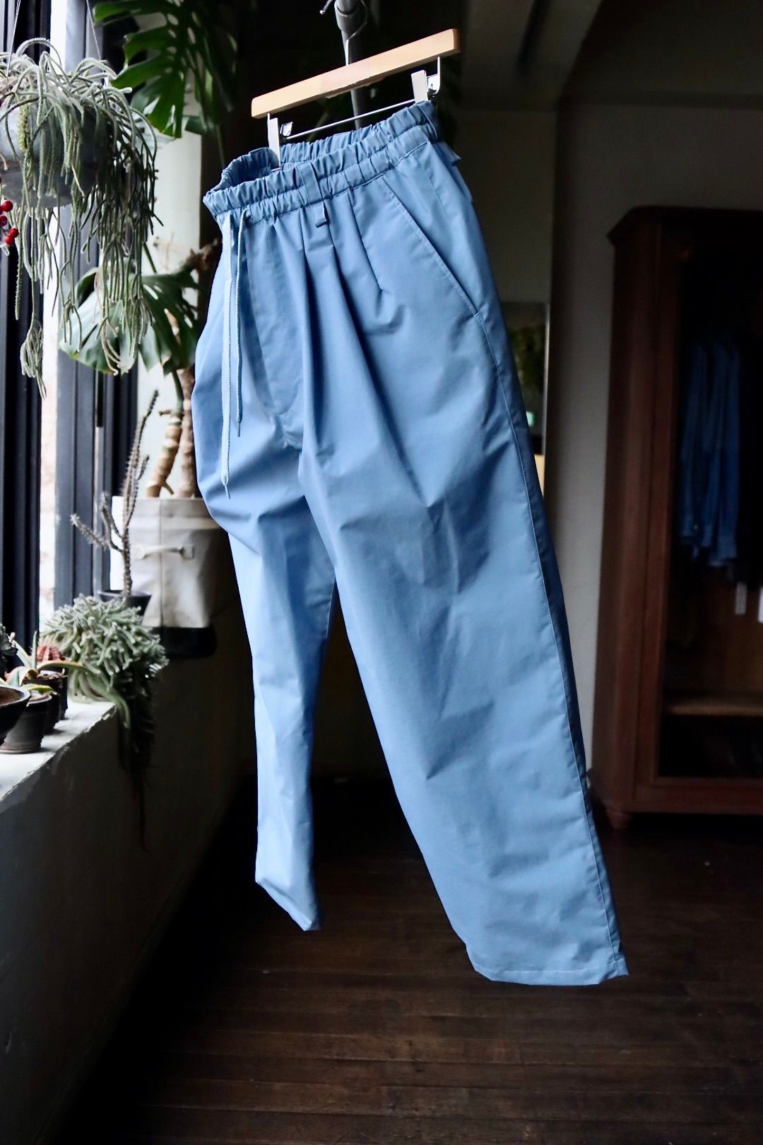 is-ness イズネス24SS PACKABLE EZ PANTS(1004SSPT02)SMOKEY BLUE