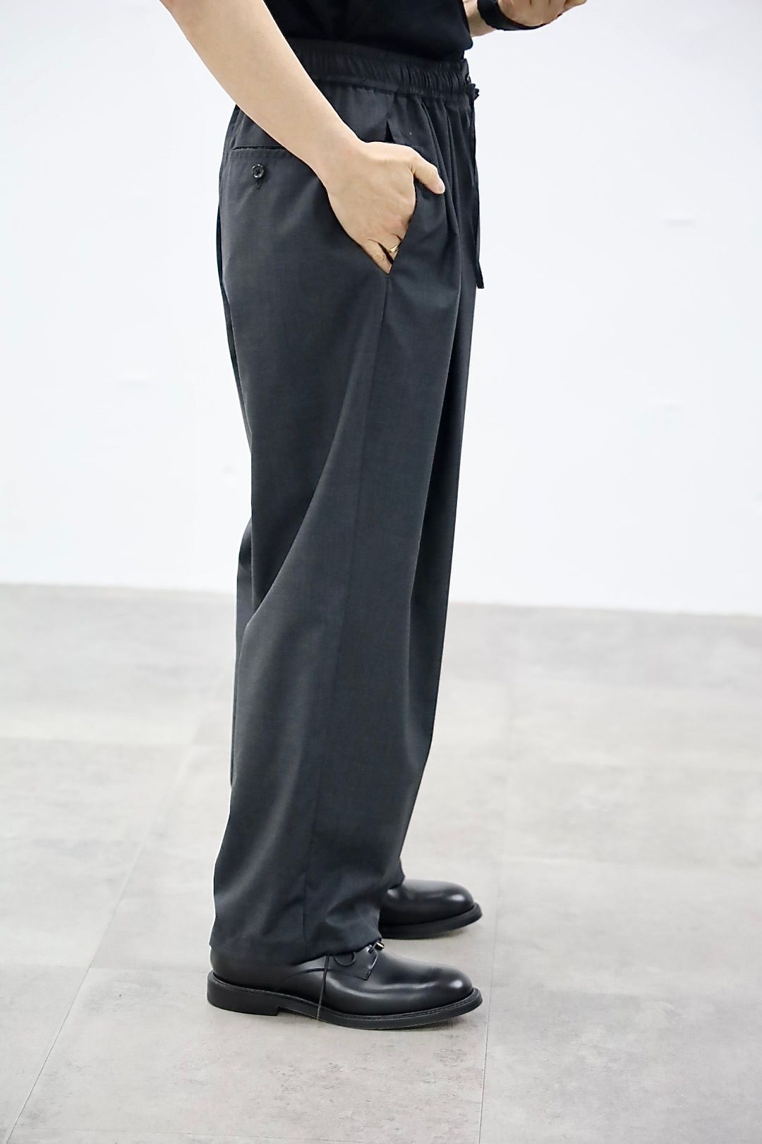 グラフペーパー26SS Fine Wool Heather Drawstring Track Pants(GM261-40322)CHARCOAL☆2月21日(土)発売！