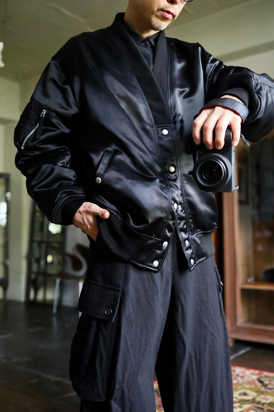 COMME des GARCONS HOMME 綿ウールアーミーサージパンツスタイル2025.11.25.