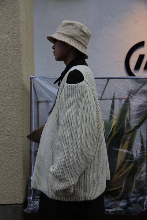 sulvam Slit over knit style 2020.12.27.