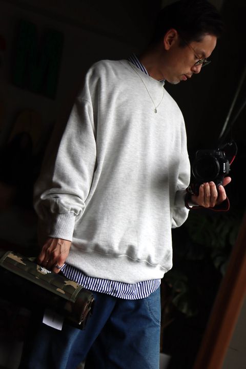 フレッシュサービス LIGHT OZ CREW NECK SWEAT"ASH"style.2022.6.15.