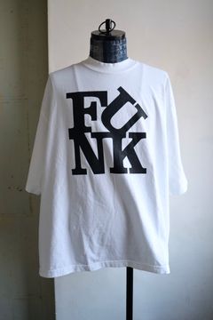イズネスミュージック 25SS FUNK T-SHIRT(IMP5_06_FUNKRIT01)WHITE