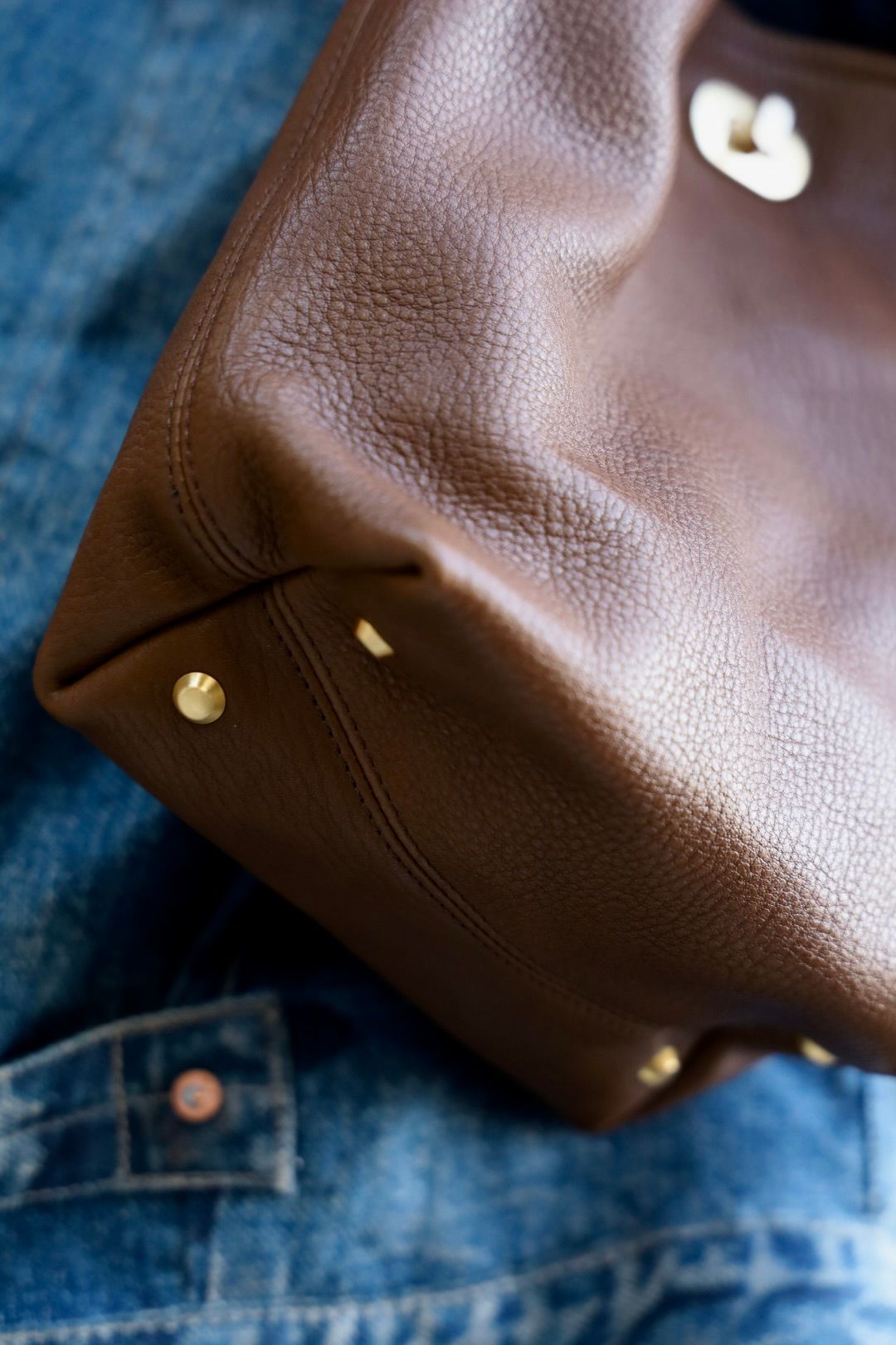 エンダースキーマ バッグ twist shoulder small(zw-b-tss)cognac