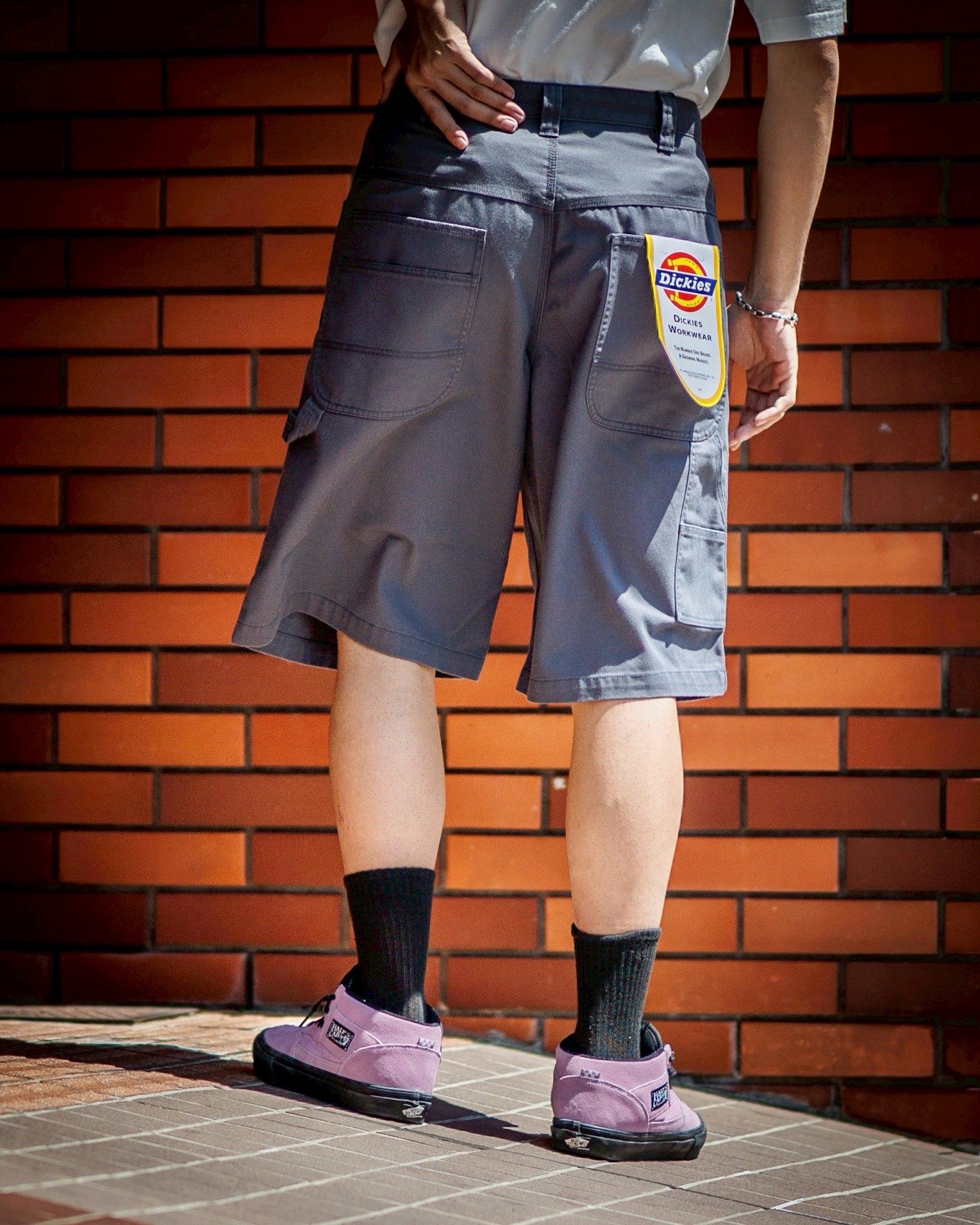 セダン オールパーパス Dickies® / Carpenter Wide Shorts 5月3日(土)新作発売！