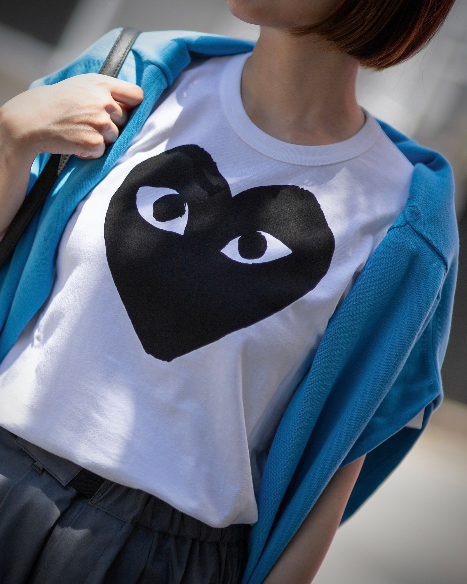 COMME des GARÇONS PLAY ハートロゴTシャツ ブラックハート Comme Des Garçons Play ハートロゴ Tシャツ 通販 - FARFETCH