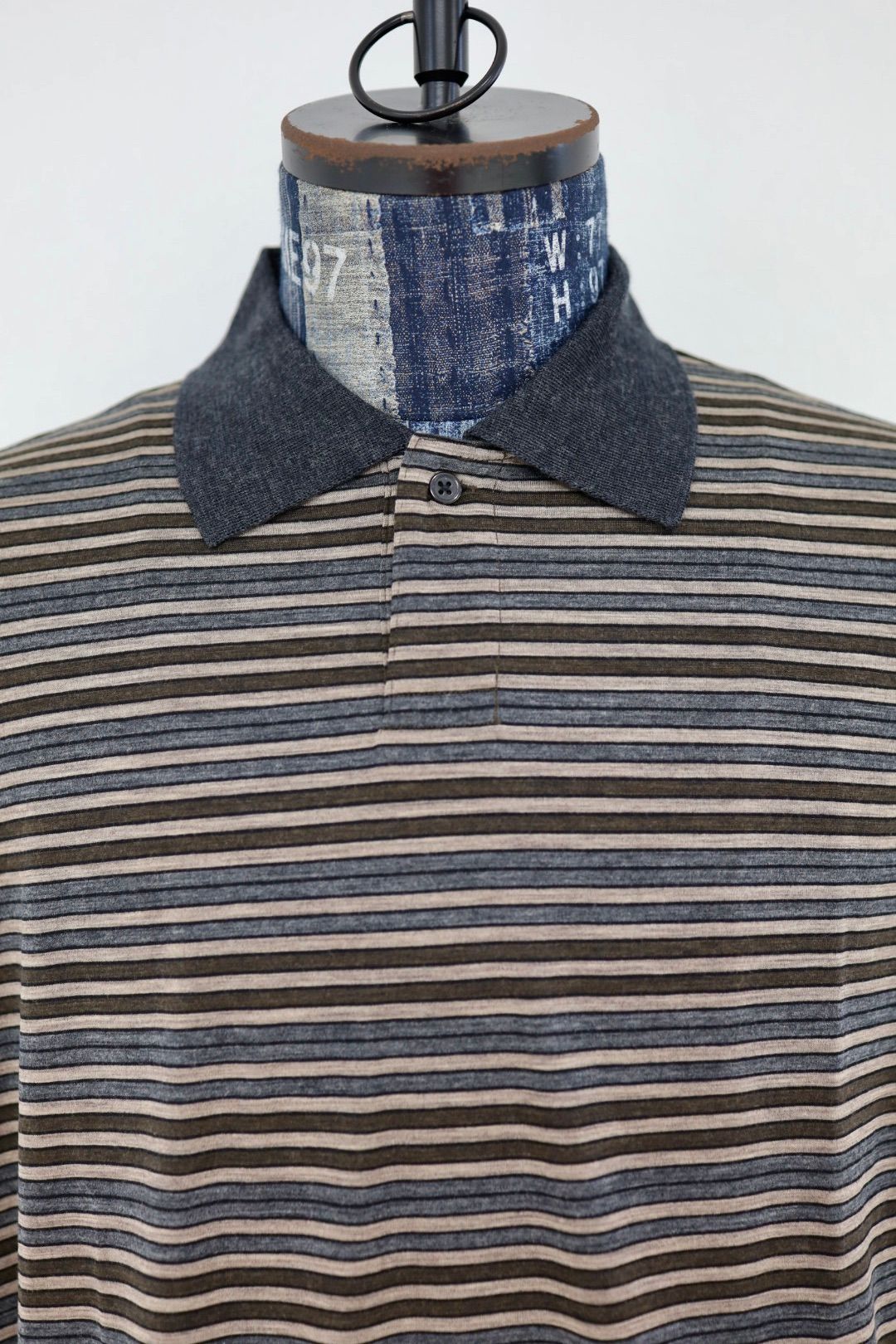 マーカ 26SS ワンボタンポロTシャツ ONE BUTTON POLO TEE S/S(M26A12CS01B)BEIGE BORDER☆新作発売！